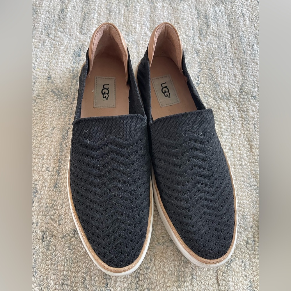 UGG Women’s Black Slip On Loafers - size 9